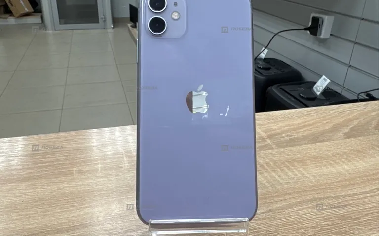 Apple IPhone 11 64 ГБ