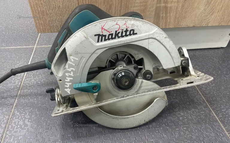 циркулярная пила Makita HS7601