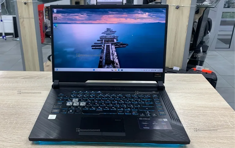 Ноутбук Roc Strix C15 i7-10750H