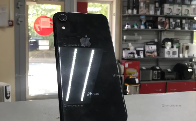 Apple iPhone Xr 64 ГБ