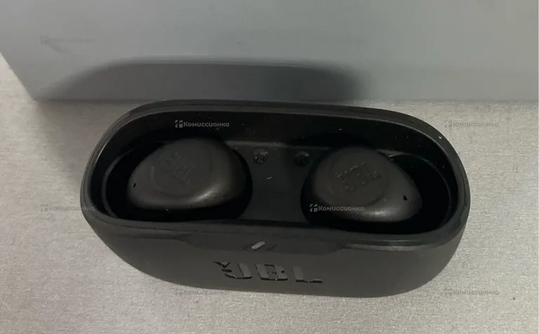 Наушники  JBL