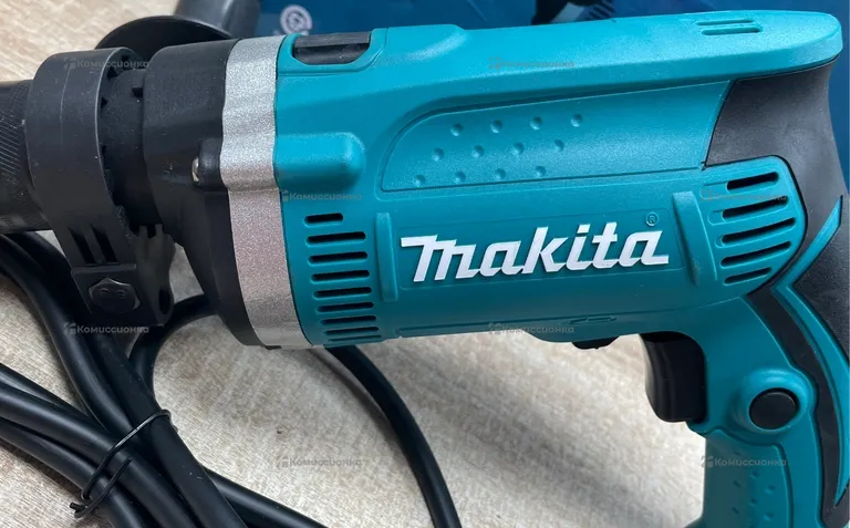 дрель Makita hp1630