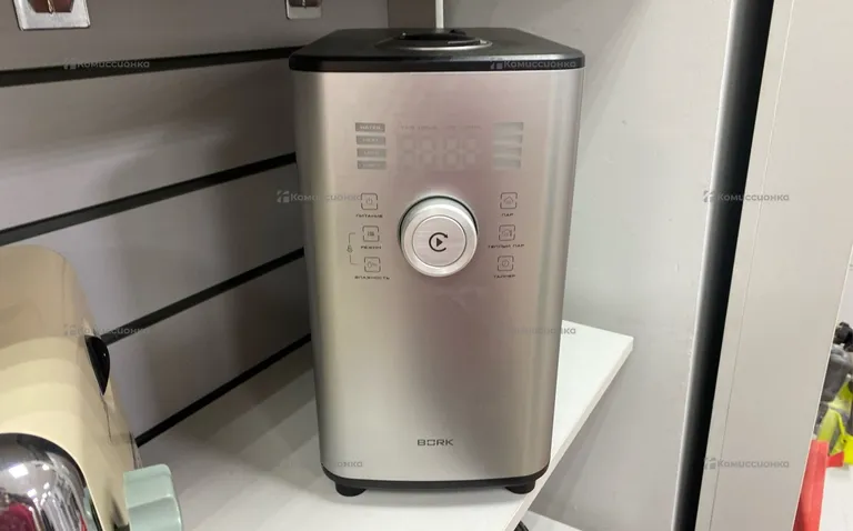Увлажнитель воздуха BORK H701