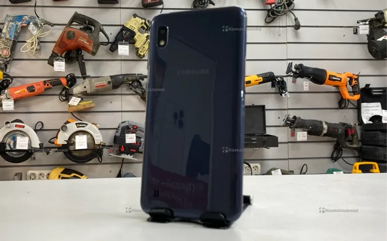 Samsung Galaxy A10 3/32 ГБ