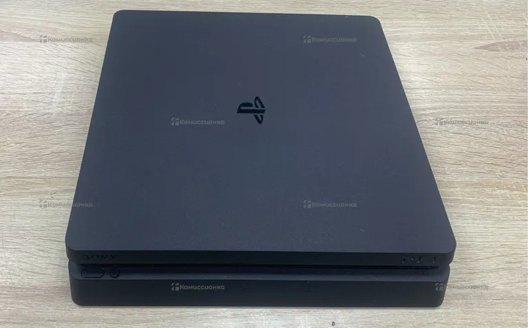Приставка PS4. slim 500 Gb