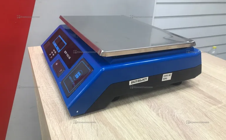 Весы  невские