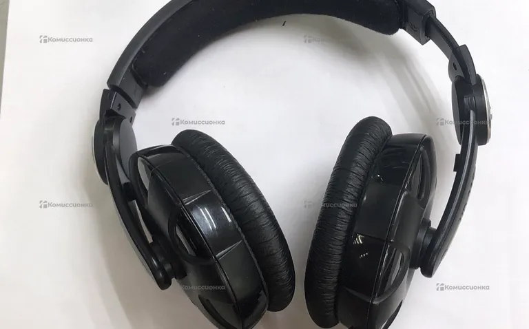 Наушники Sennheiser HD215