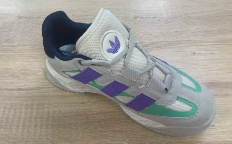 Кроссовки Adidas 37