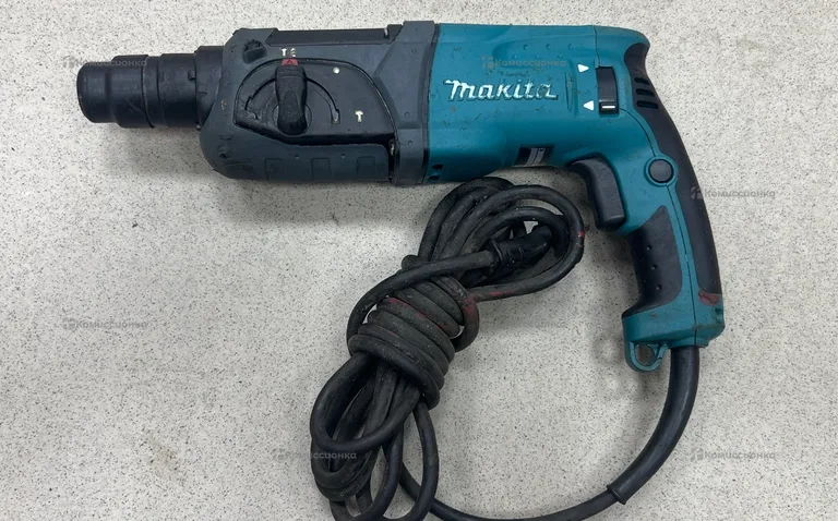 перфоратор Mikita HR2470