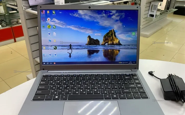 Ноутбук  azerty