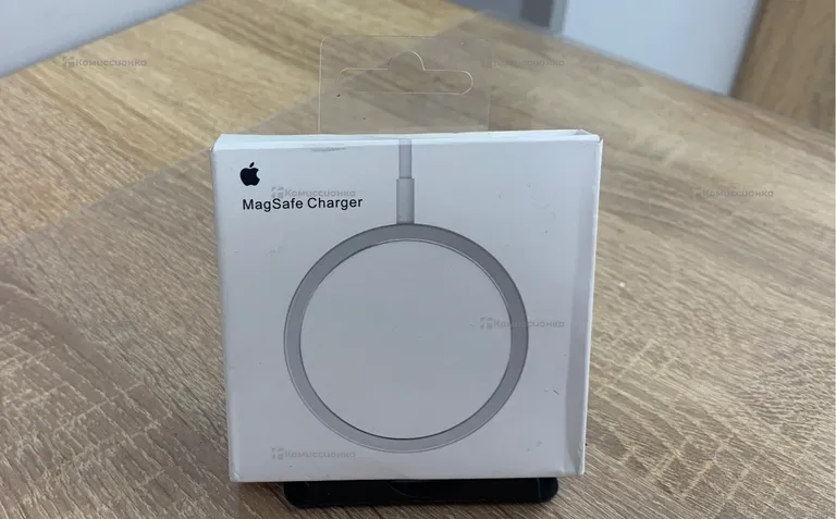 Зарядное устройство для айфона MagSafe