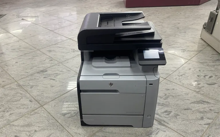 МФУ HP Color LaserJet Pro MFP M476dn