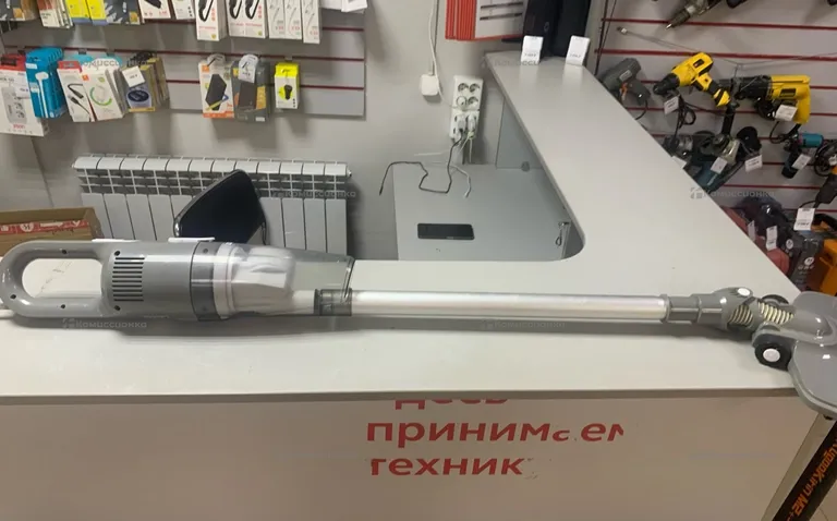 Пылесос  dexp dp-800h