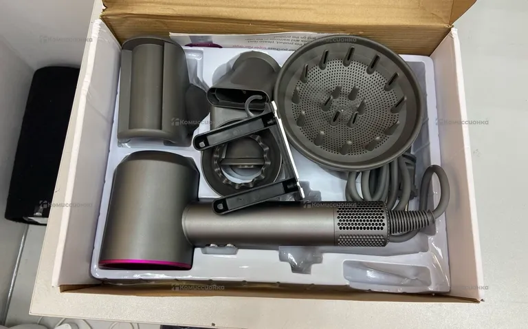 Фен Dyson большой