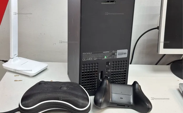 Приставка Xbox Series X 1 TB