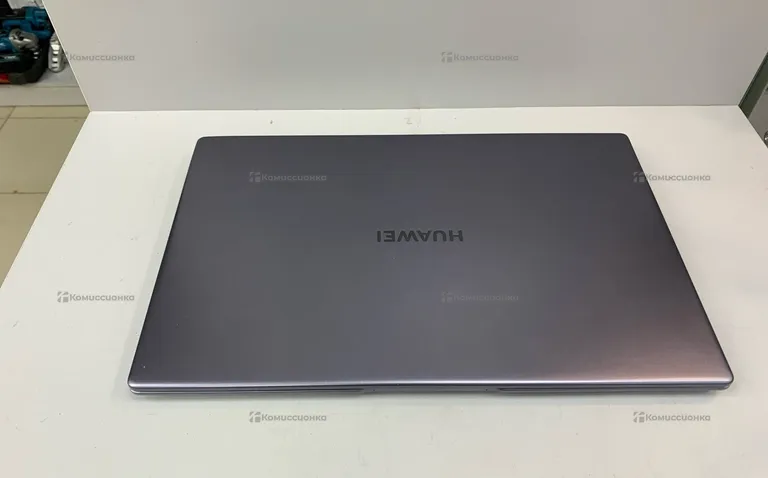 Ноутбук HUAWEI Intel i5