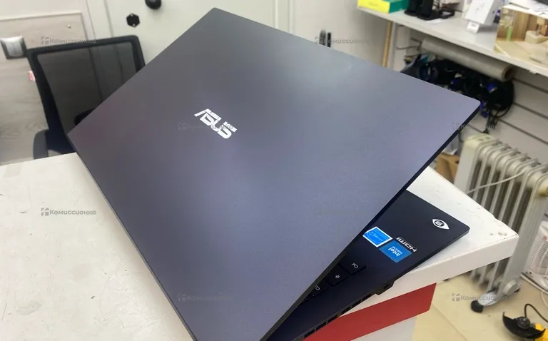 Ноутбук  ASUS ExpertBook B150CGA