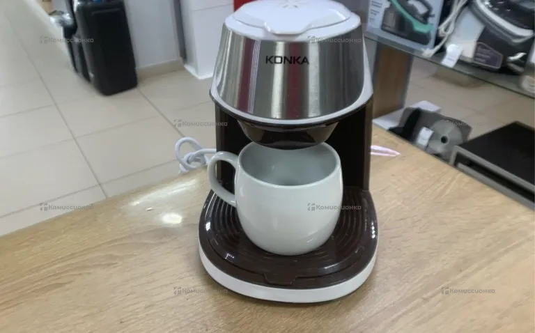 Кофеварка капельная Konka KCF-CS2