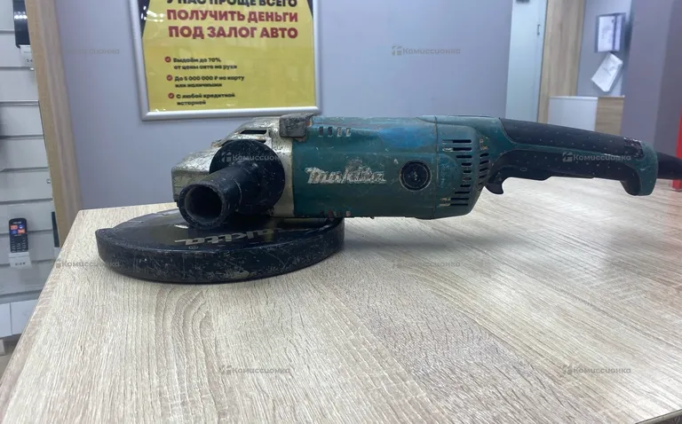 Makita ga 9020