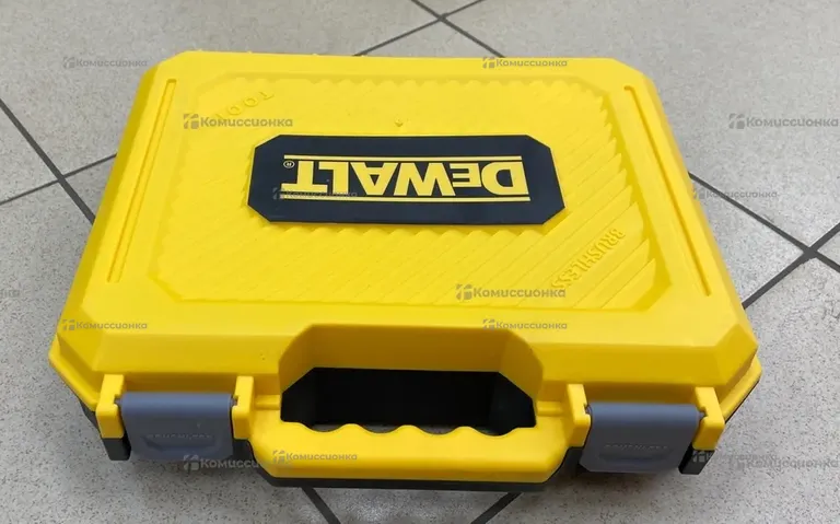Шуруповерт Б/Щ Dewalt (rep)