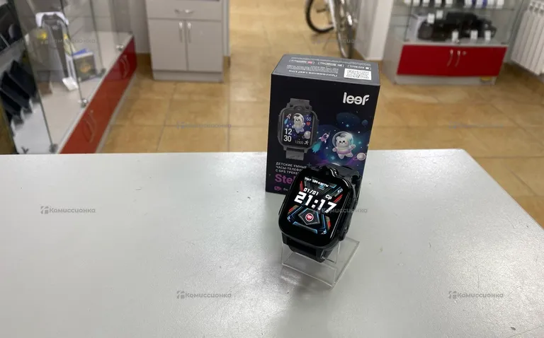 Часы Leef Stellar