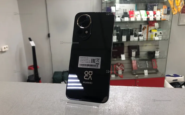 Huawei NOVA 13 12/256Gb