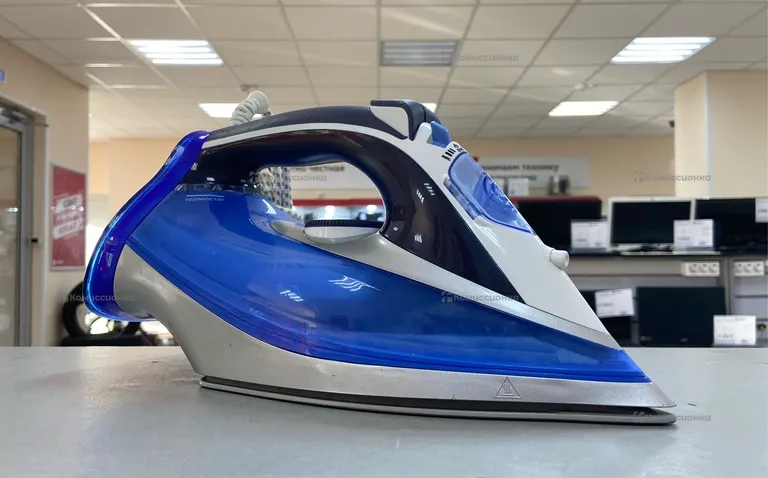 Утюг Dexp CE2600S