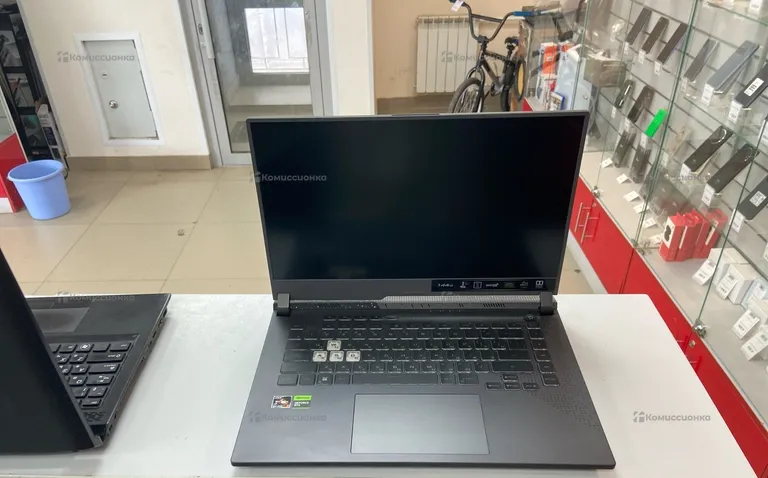 Ноутбук ASUS Rog Strix G513RC-HN208