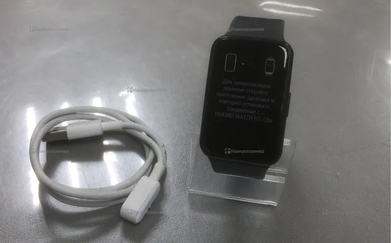 Часы  Huawei Watch