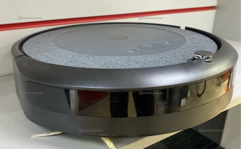 Пылесос  Robot Roomba I3