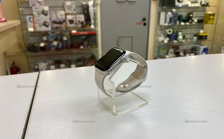 Часы Apple Watch SE 40mm