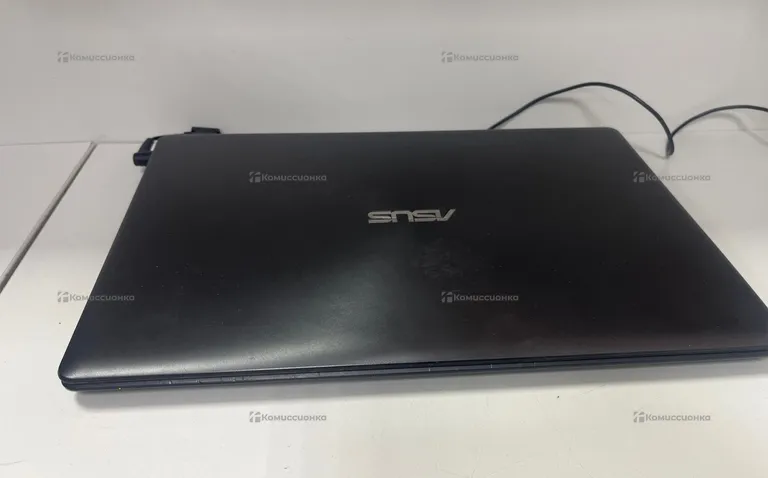Ноутбук  ASUS X552EA-XX117D