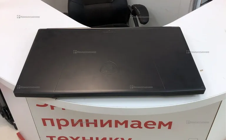 Ноутбук MSI Katana 17 B12U