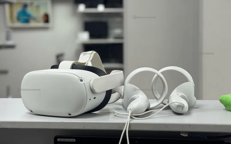 Приставка Oculus oculus quest 2