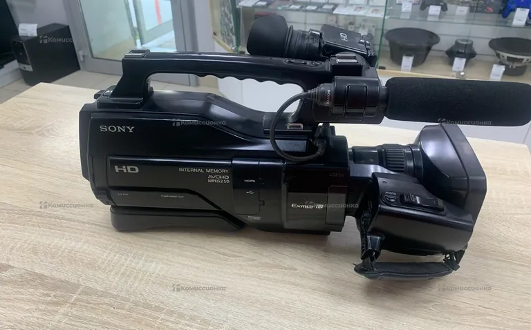 Фотоаппарат  Sony HD HXR-mc1500F