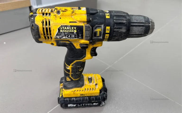 Дрель-шуруповерт STANLEY FMC626