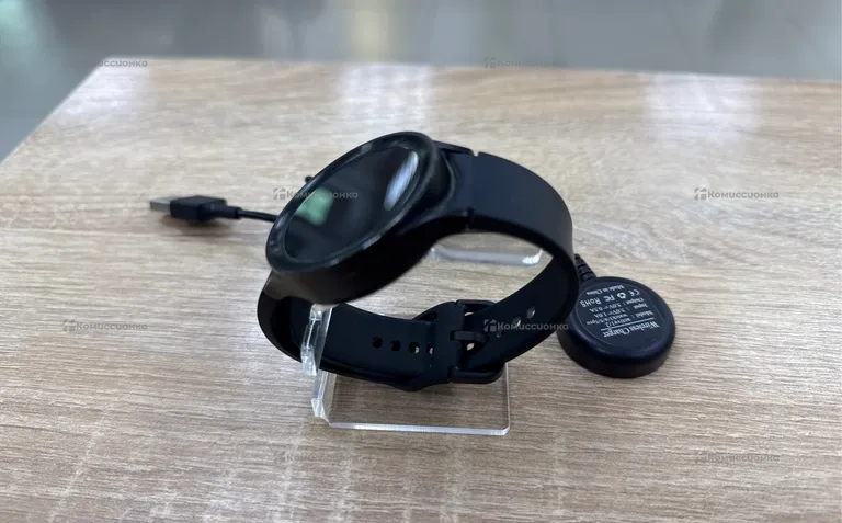 Часы  Samsung Galaxy Watch 5 Pro