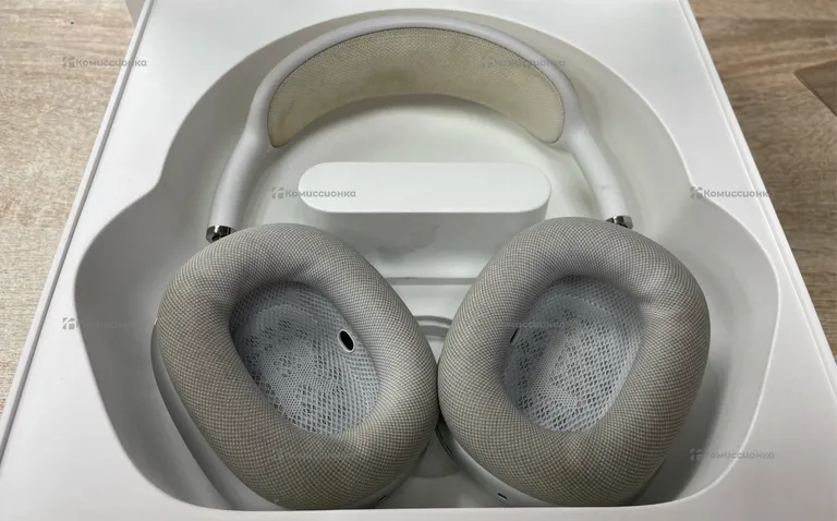 Наушники  air pods max