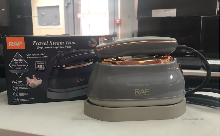 Отпариватель RAF
