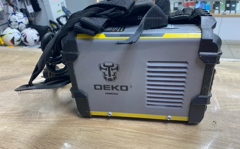 Сварочный аппарат Deko DKWM200A.