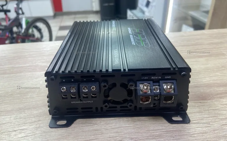 Усилитель  deaf bonce atom 1300.1