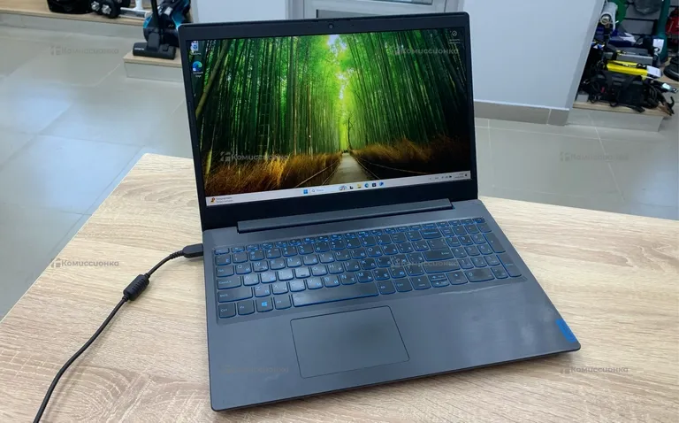 Ноутбук  Lenovo 81lk