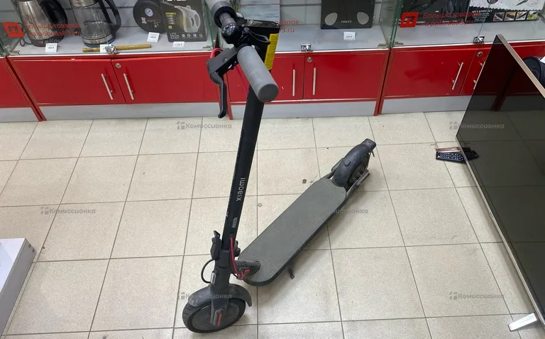 Электросамокат Xiaomi Electric Scooter 4 Lite EU