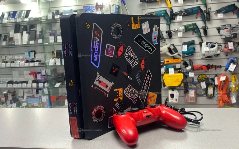 Приставка PS4. slim 500 Gb