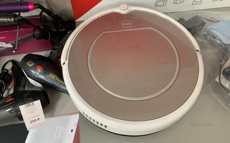 Пылесос  работ ILIFE