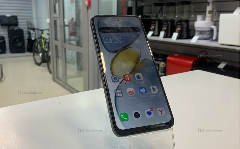 Tecno spark go 1 4/64