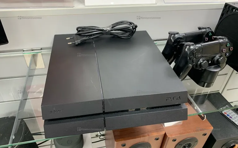 Приставка Sony PlayStation 4 1TB