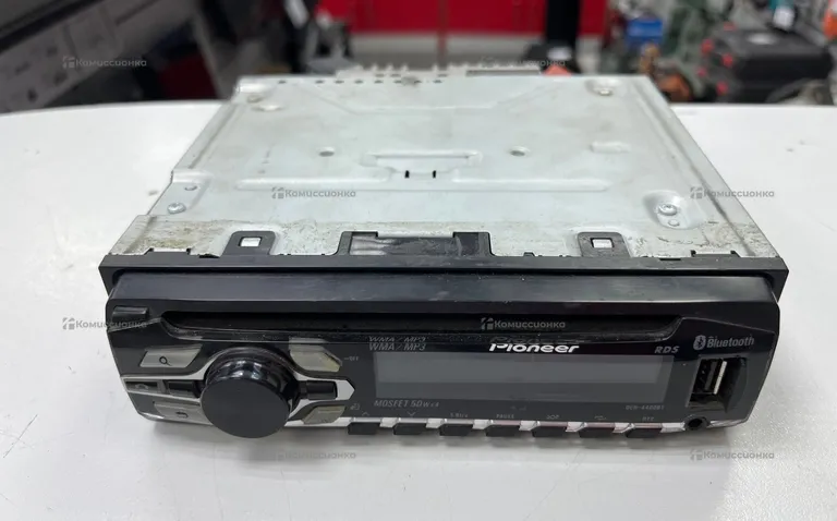 Автомагнитола  pioneer deh-4400Bt
