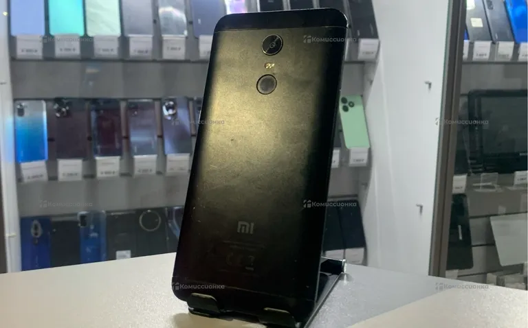 Xiaomi Redmi 5 Plus 3/32 ГБ