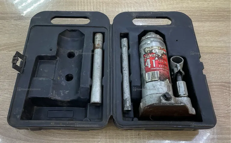 Домкрат 4Т